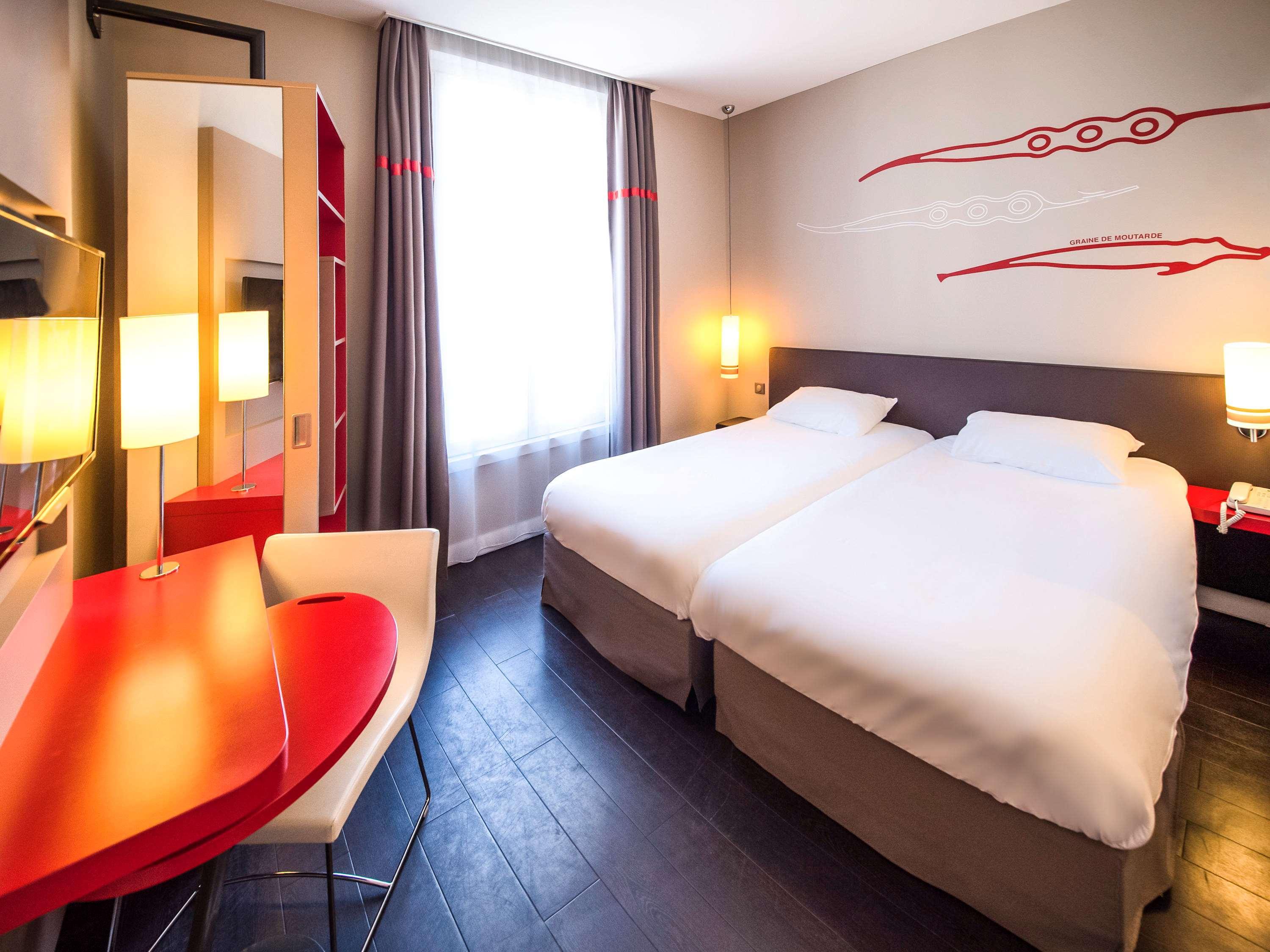 Ibis Styles Dijon Central Esterno foto