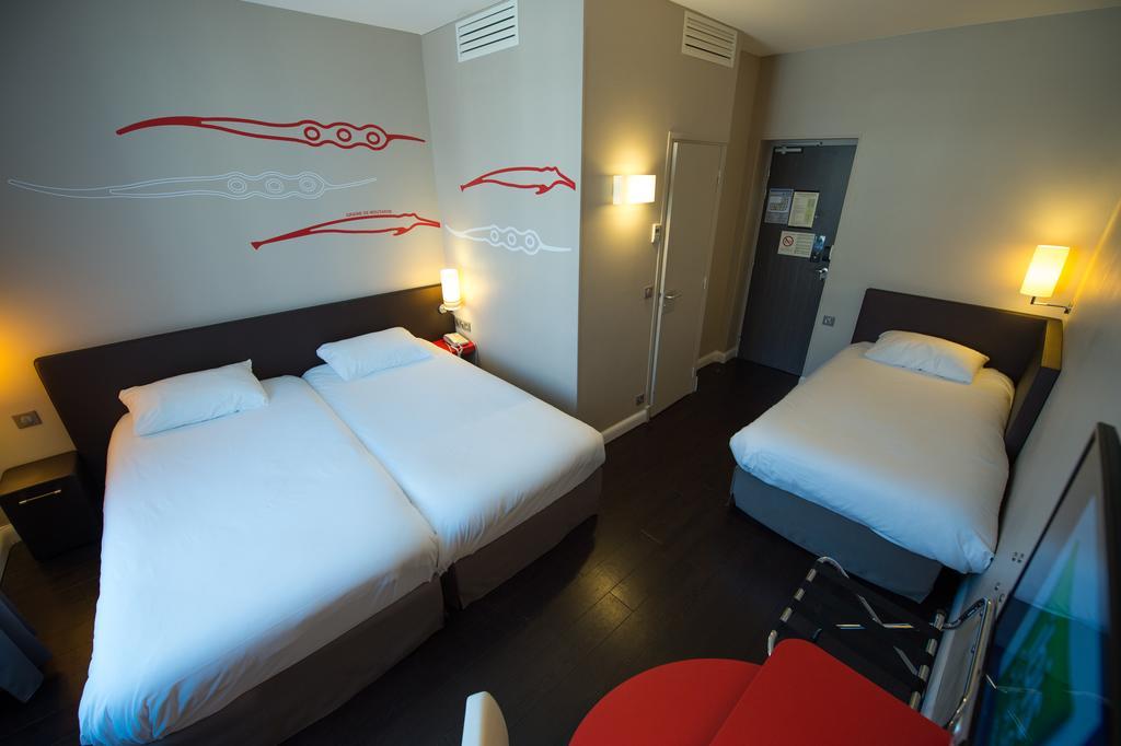 Ibis Styles Dijon Central Esterno foto